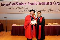 (From left) Prof. Fok Tai-Fai, Dean of Faculty of Medicine and Prof. Simon C.L. Au